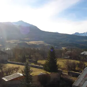 T3 De Charme Sous Les Toits 6 Pers Appartement Jausiers