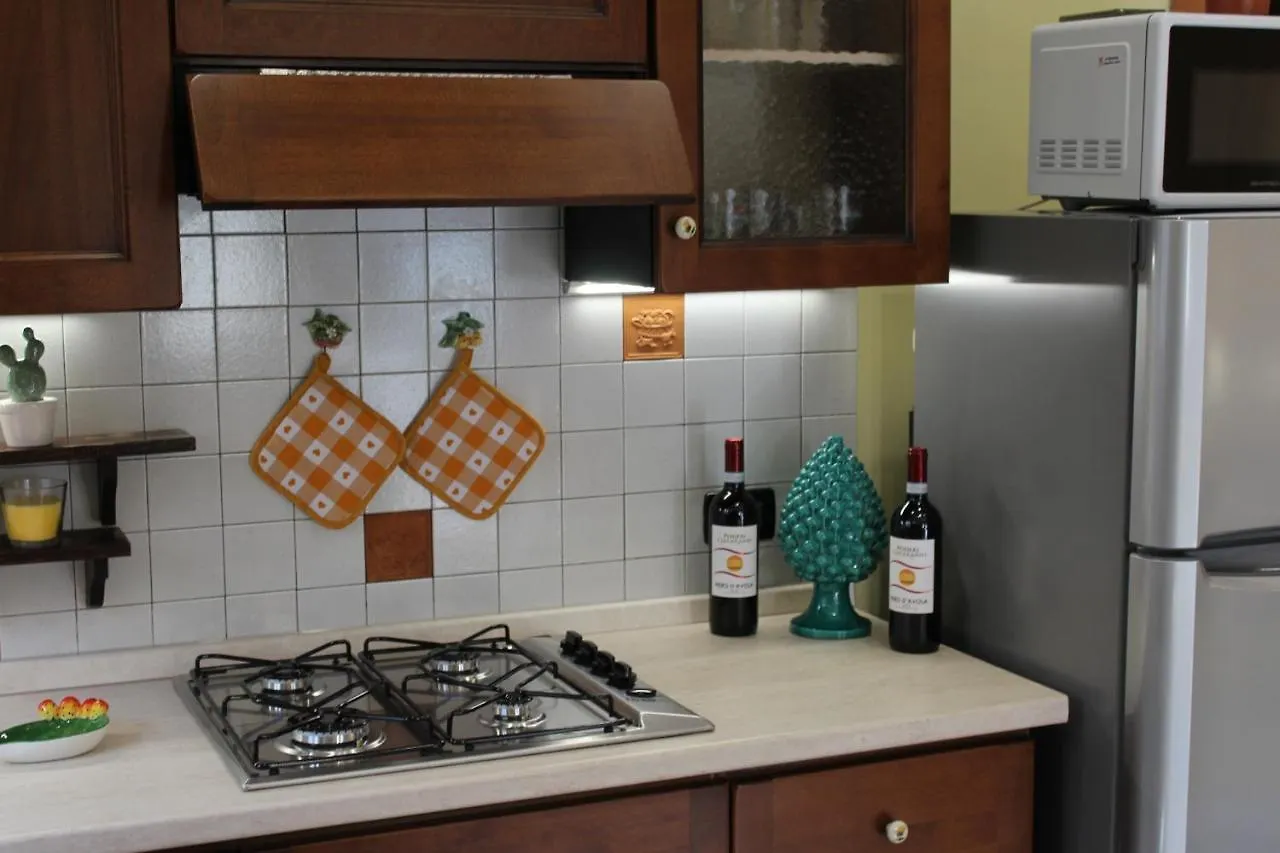 Apartamento La Nina Taormina 0*,  Italia