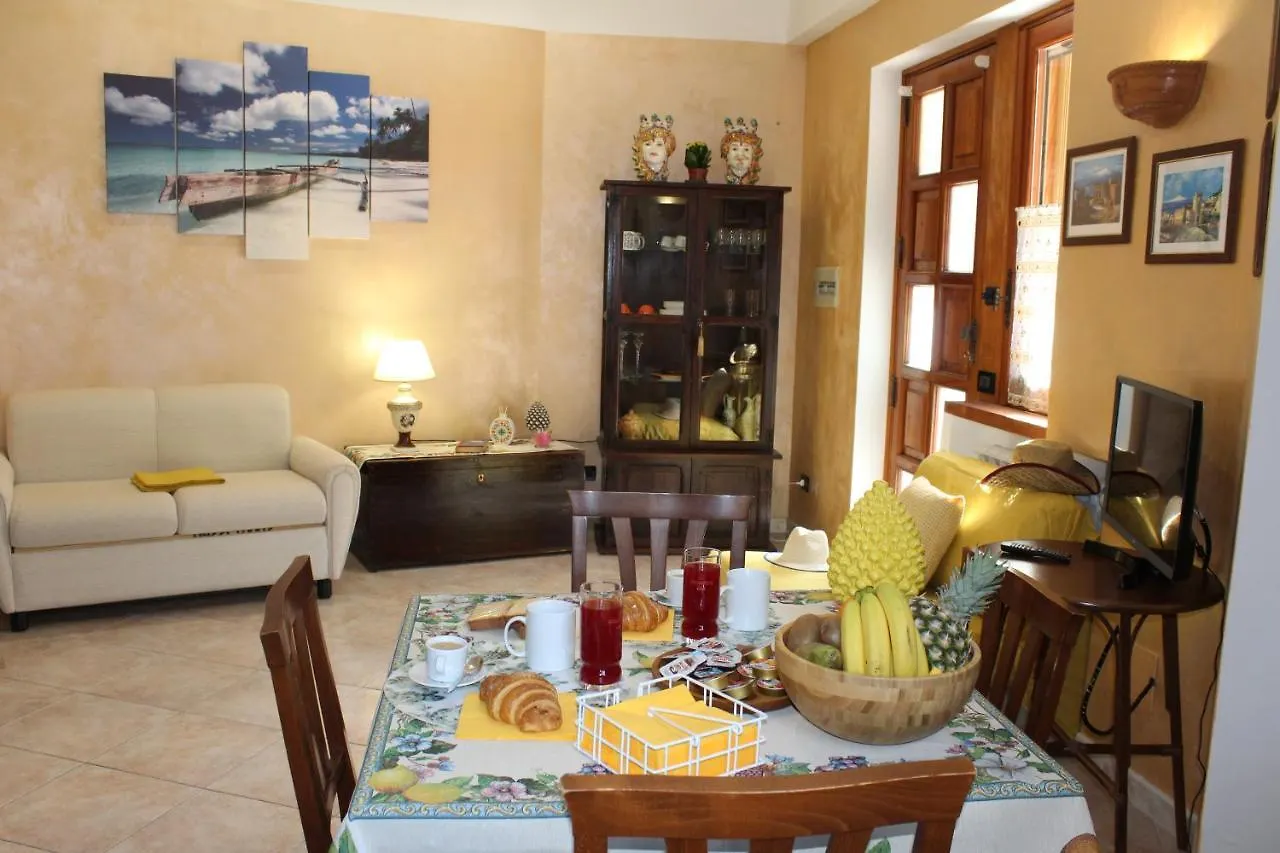 Apartamento La Nina Taormina Italia